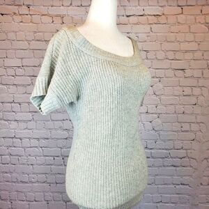 Hollister short sleeve pullover sweater grey sz.XS